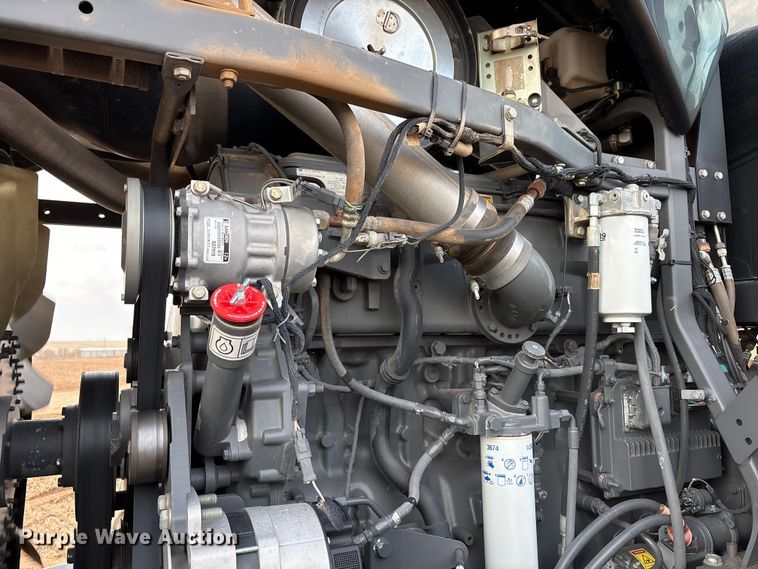 image for item EU4986 2013 Challenger MT965C 4WD tractor