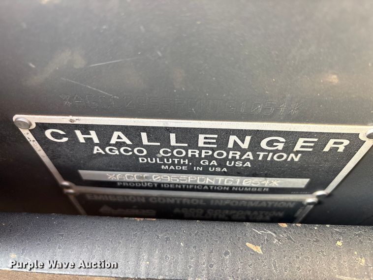 image for item EU4986 2013 Challenger MT965C 4WD tractor