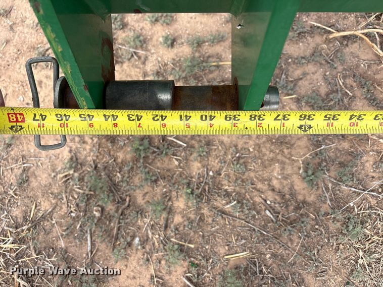 image for item EU4988 2011 Great Plains YP1625A-32TR twin row planter