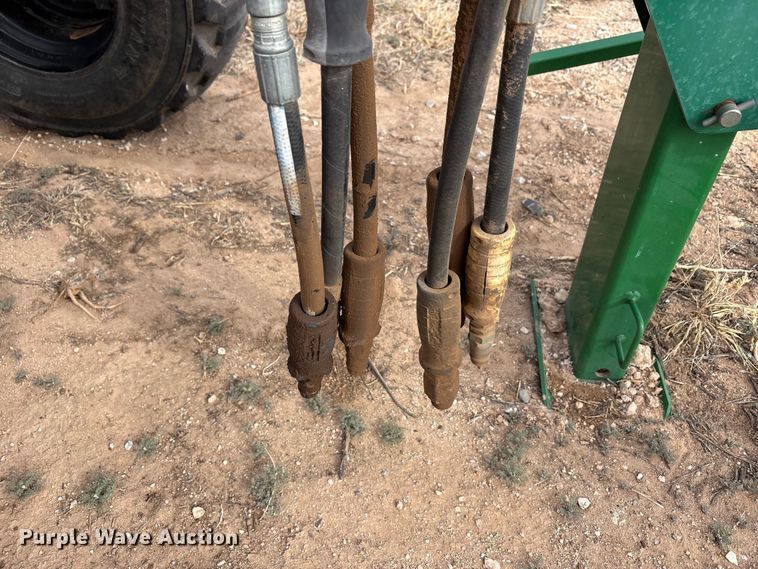 image for item EU4988 2011 Great Plains YP1625A-32TR twin row planter