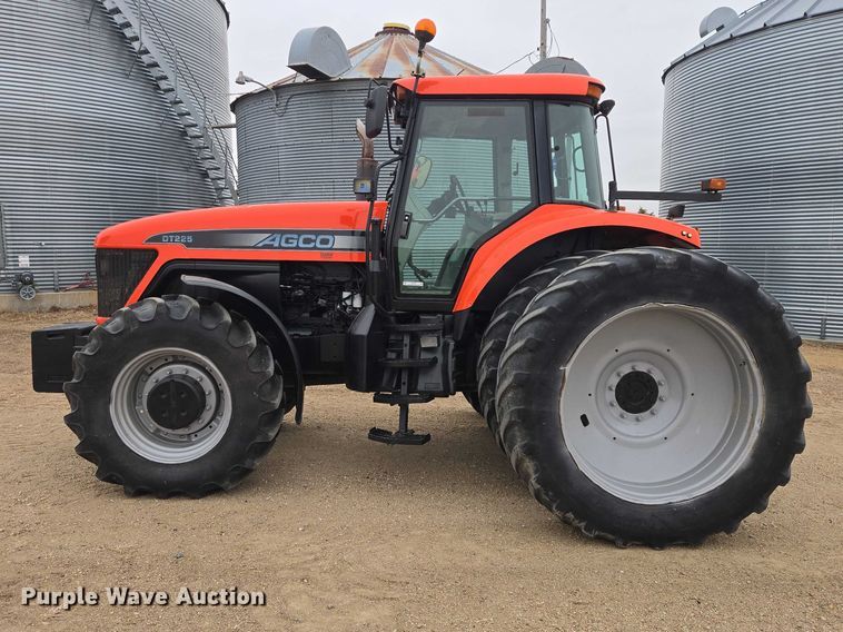 image for item EV5529 2003 AGCO DT225 MFWD tractor