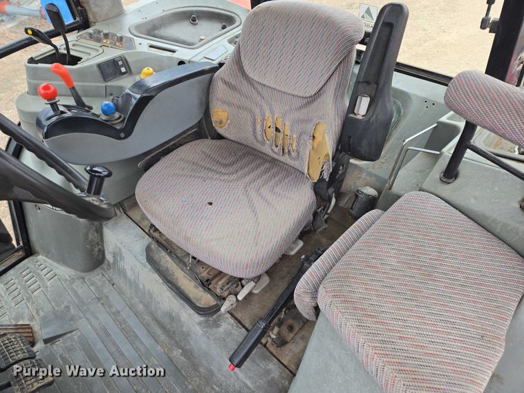 image for item EV5529 2003 AGCO DT225 MFWD tractor