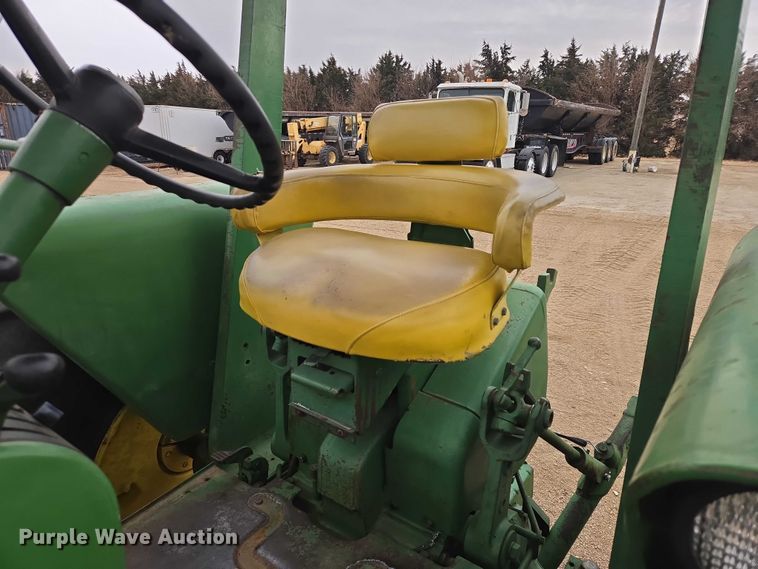 image for item EV5531 1968 John Deere 4020 tractor