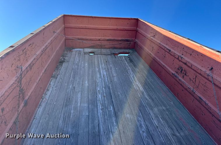 image for item FB0621 1971 Chevrolet C50 grain truck