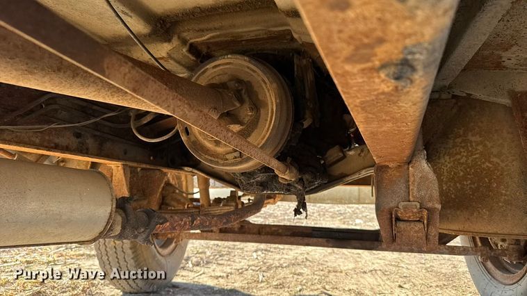 image for item FB0621 1971 Chevrolet C50 grain truck