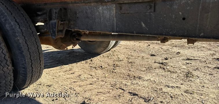 image for item FB0621 1971 Chevrolet C50 grain truck