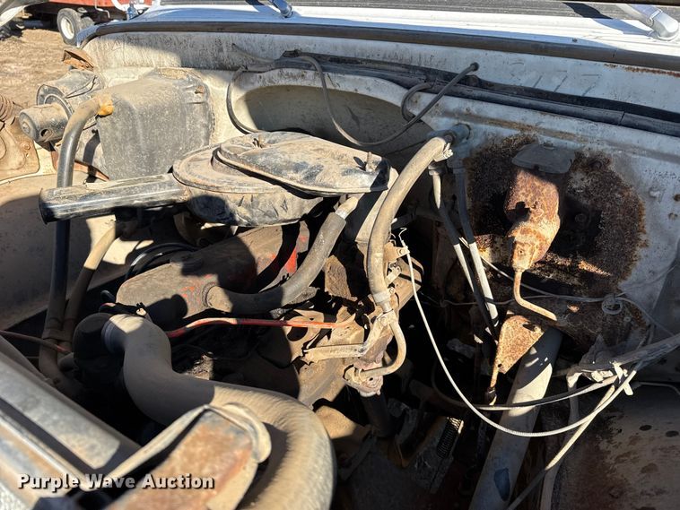 image for item FB0621 1971 Chevrolet C50 grain truck