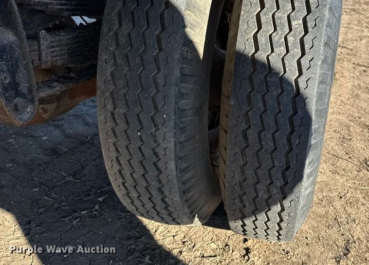 image for item FB0621 1971 Chevrolet C50 grain truck