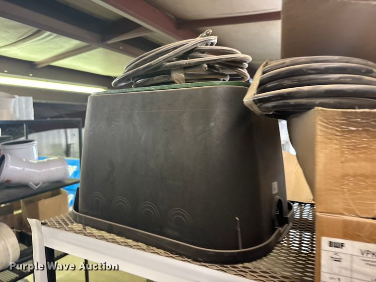 image for item FB0828 Pivot tower lights