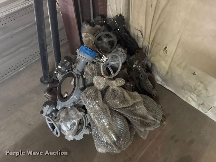 image for item FB0832 Gate valves