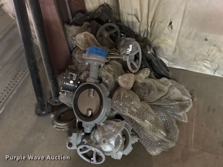 image for item FB0832 Gate valves