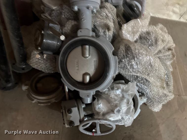 image for item FB0832 Gate valves