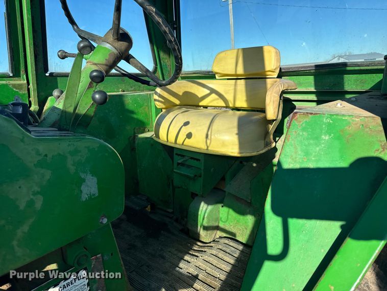 image for item FB0892 1966 John Deere 4020 tractor