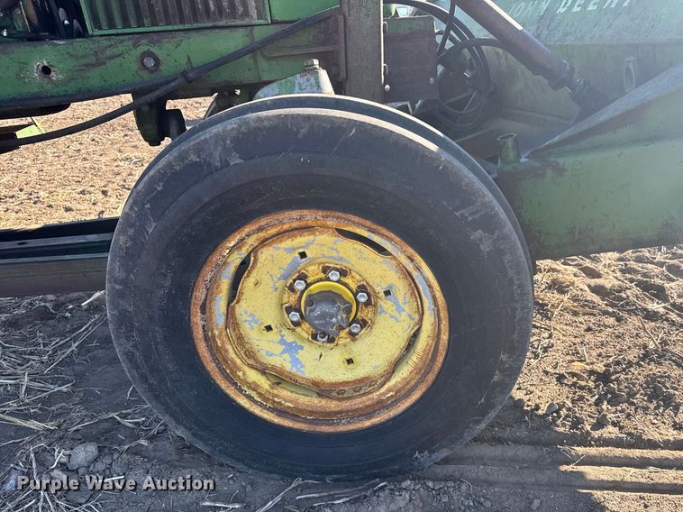 image for item FB0892 1966 John Deere 4020 tractor