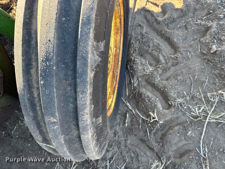 image for item FB0892 1966 John Deere 4020 tractor