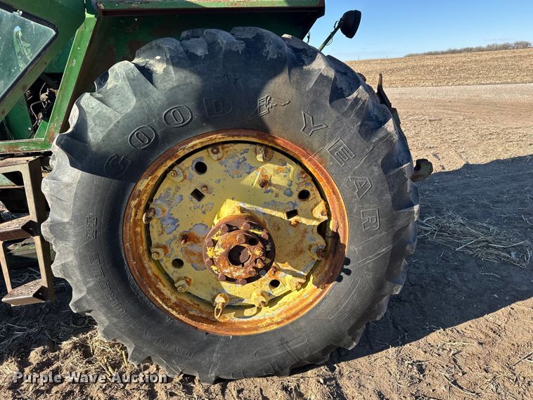 image for item FB0892 1966 John Deere 4020 tractor