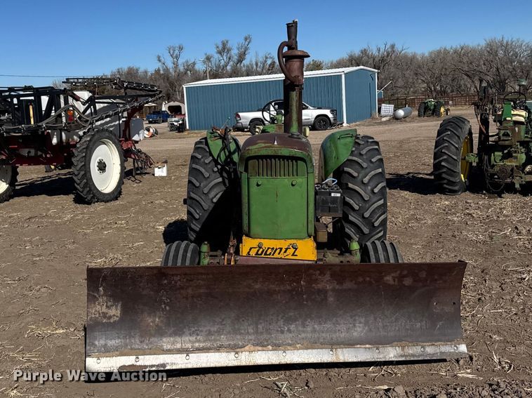 image for item FB0893 1963 John Deere 4010 tractor