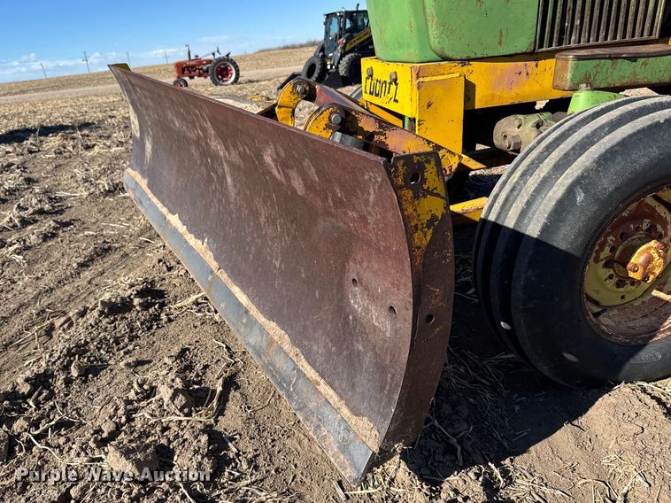 image for item FB0893 1963 John Deere 4010 tractor