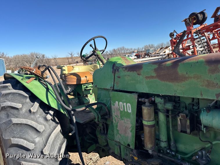 image for item FB0893 1963 John Deere 4010 tractor