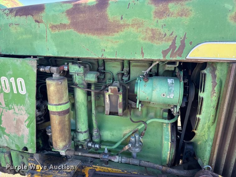 image for item FB0893 1963 John Deere 4010 tractor