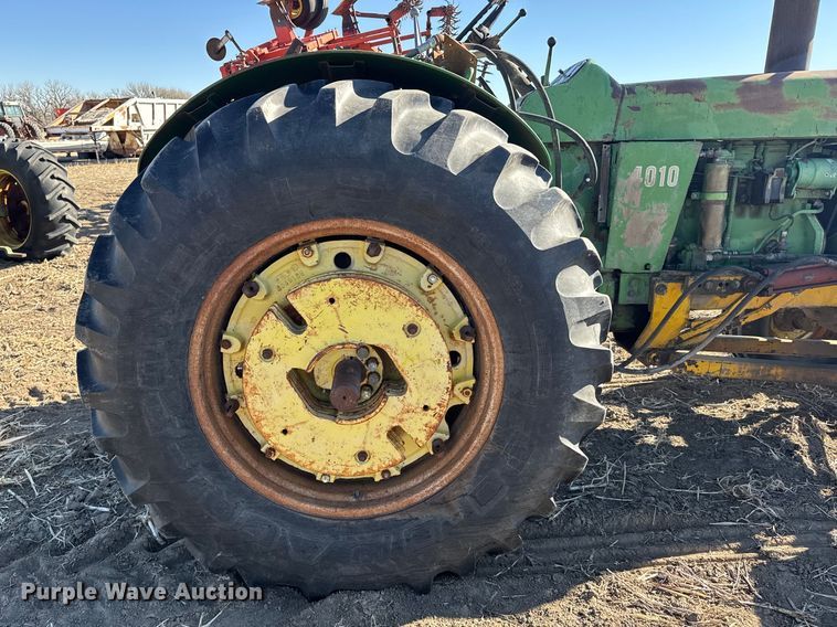 image for item FB0893 1963 John Deere 4010 tractor