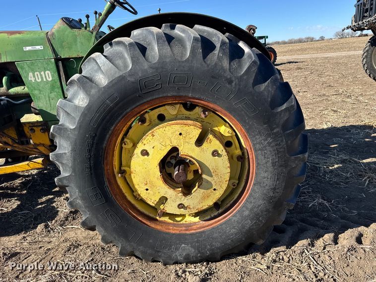 image for item FB0893 1963 John Deere 4010 tractor