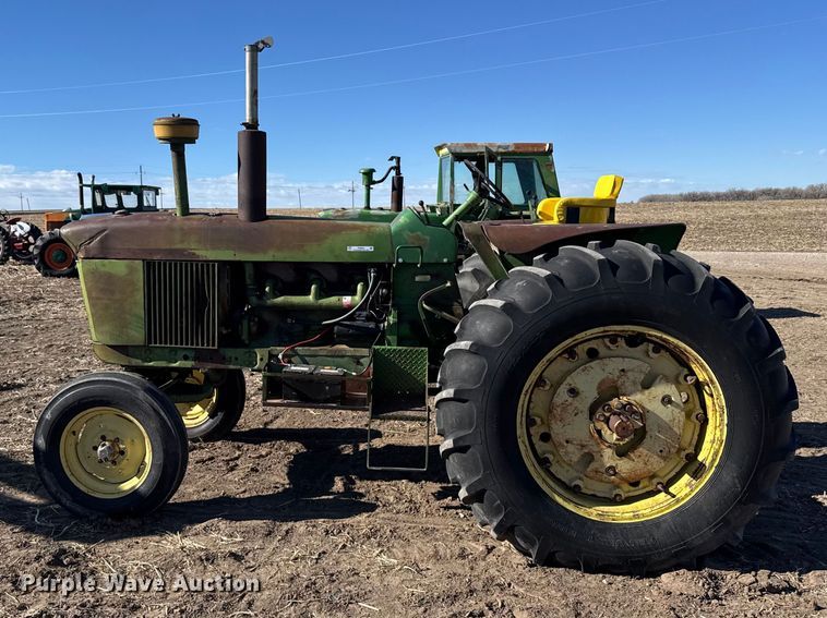 image for item FB0894 1970 John Deere 4020 tractor