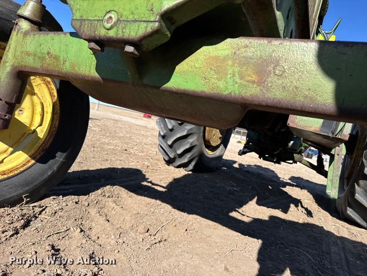 image for item FB0894 1970 John Deere 4020 tractor