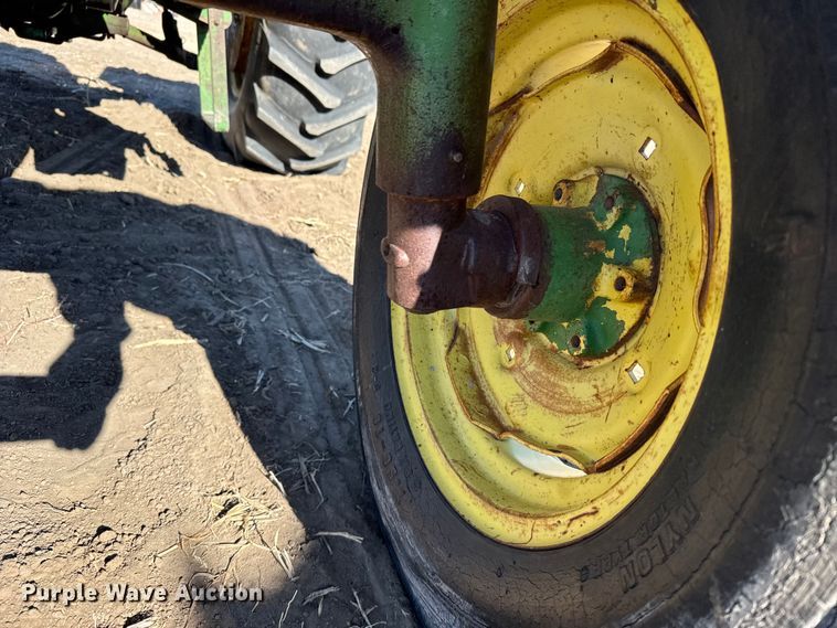 image for item FB0894 1970 John Deere 4020 tractor