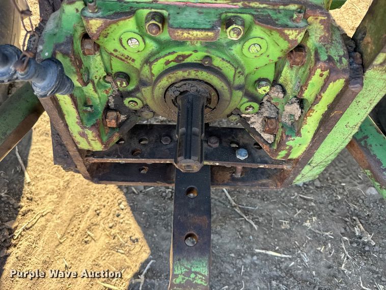 image for item FB0894 1970 John Deere 4020 tractor