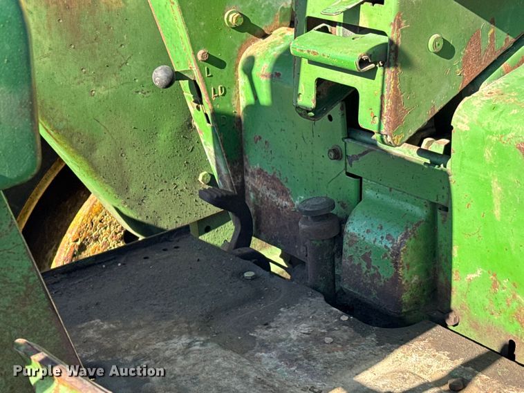 image for item FB0894 1970 John Deere 4020 tractor