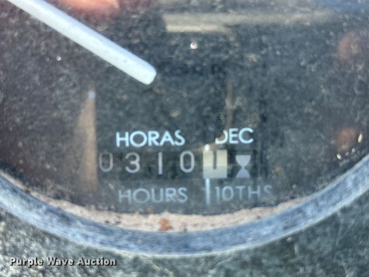 image for item FB0894 1970 John Deere 4020 tractor