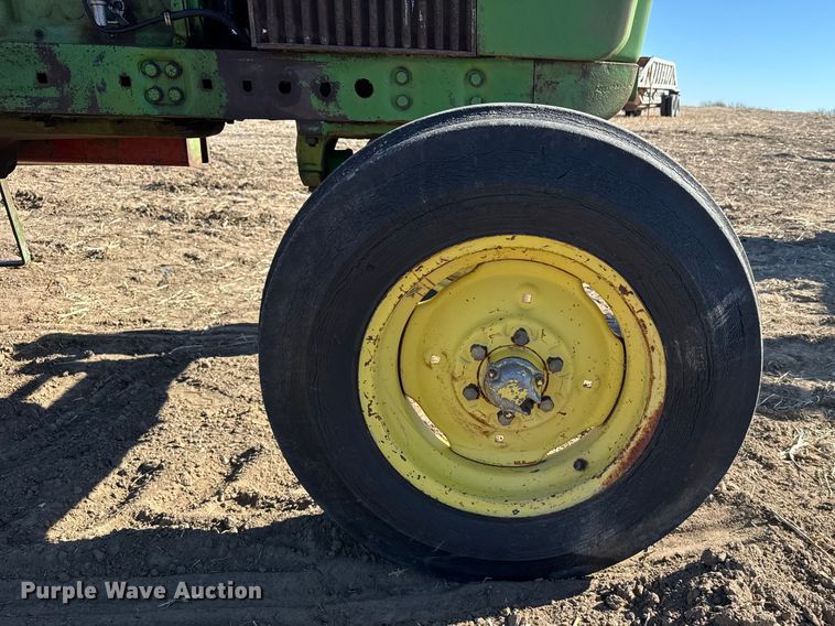 image for item FB0894 1970 John Deere 4020 tractor