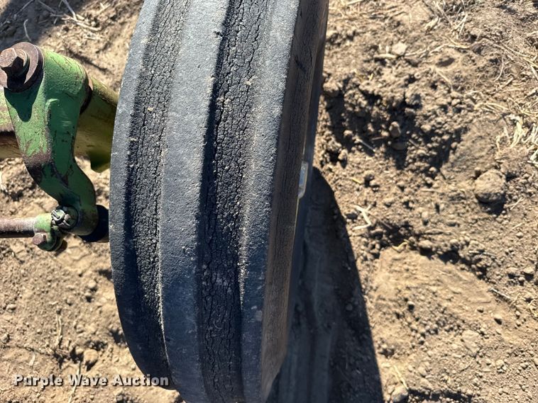 image for item FB0894 1970 John Deere 4020 tractor