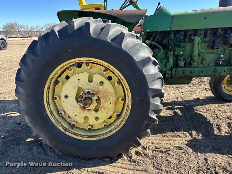 image for item FB0894 1970 John Deere 4020 tractor