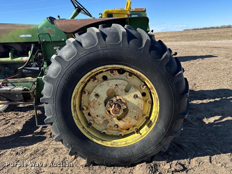 image for item FB0894 1970 John Deere 4020 tractor