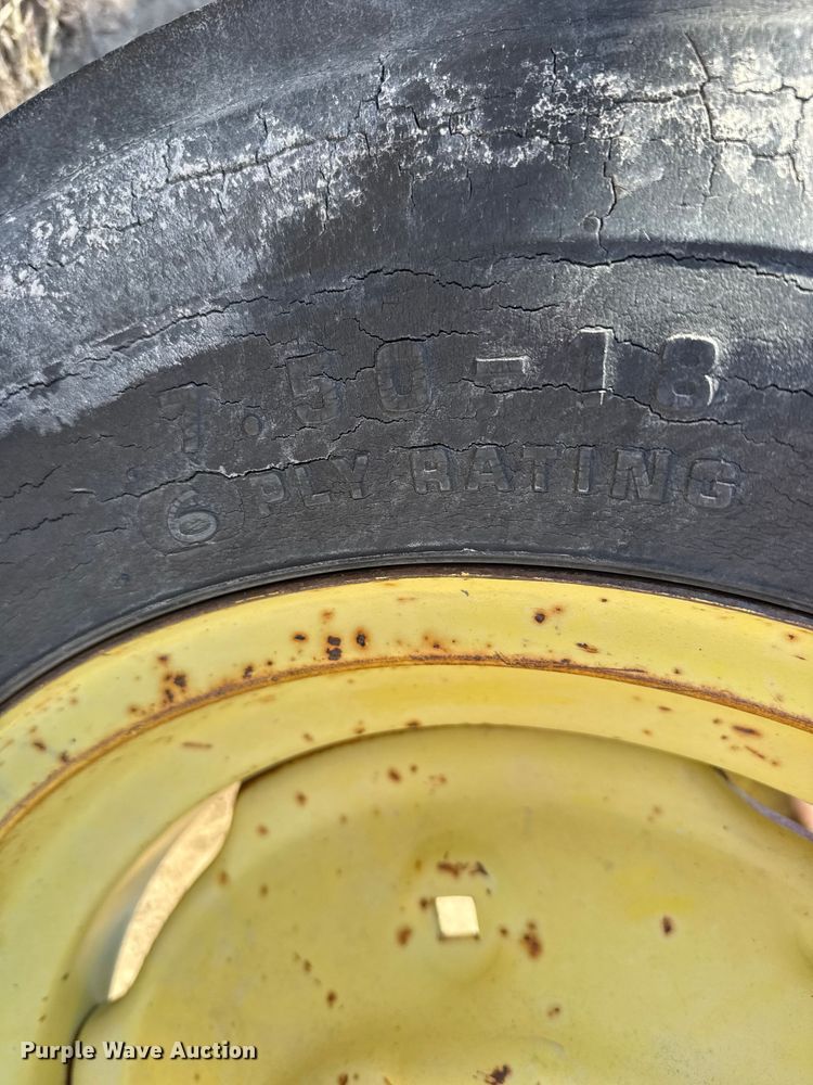 image for item FB0894 1970 John Deere 4020 tractor