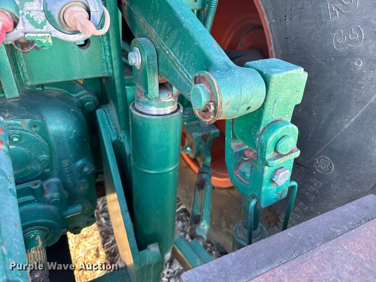 image for item FB0895 Oliver tractor