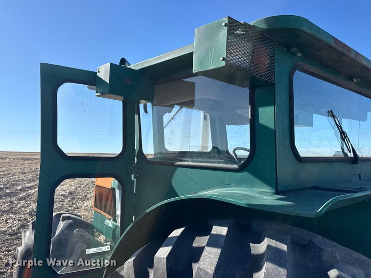 image for item FB0895 Oliver tractor