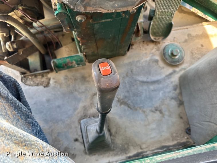 image for item FB0895 Oliver tractor