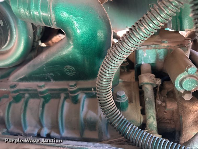 image for item FB0895 Oliver tractor