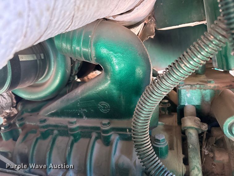 image for item FB0895 Oliver tractor