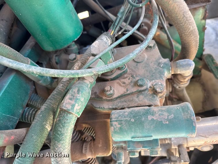 image for item FB0895 Oliver tractor