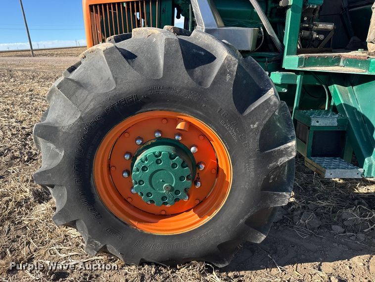 image for item FB0895 Oliver tractor