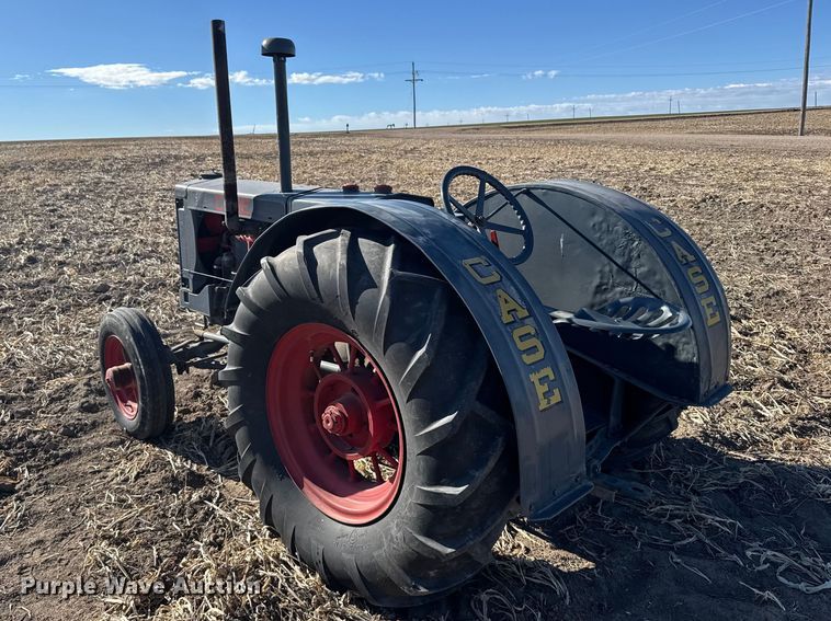 image for item FB0897 Case C tractor