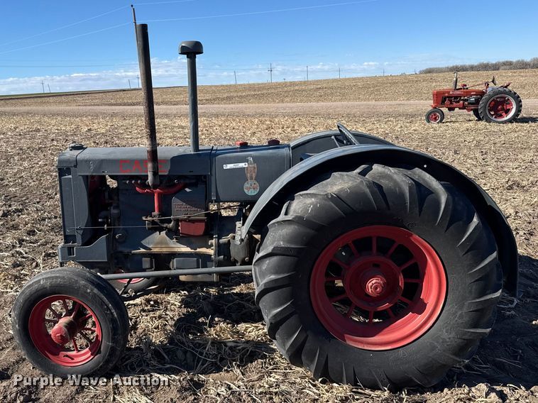 image for item FB0897 Case C tractor