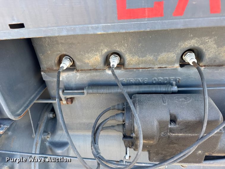 image for item FB0897 Case C tractor