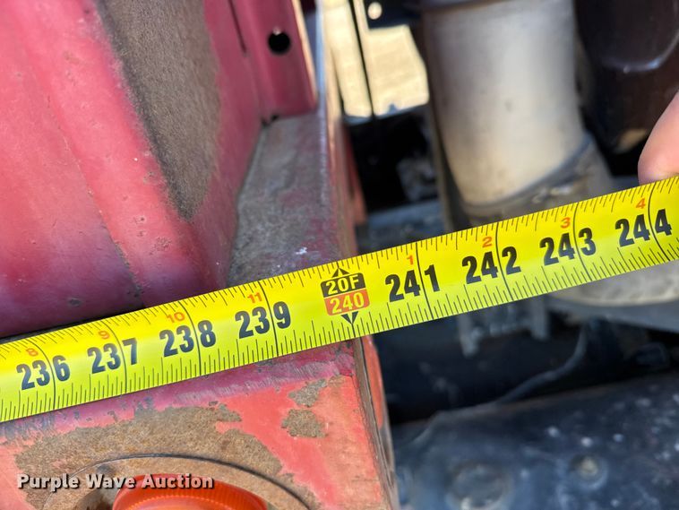 image for item FB0899 1967 International CO4000 grain truck