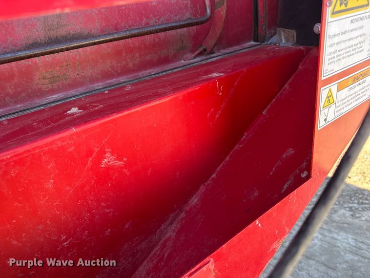 image for item FB0899 1967 International CO4000 grain truck