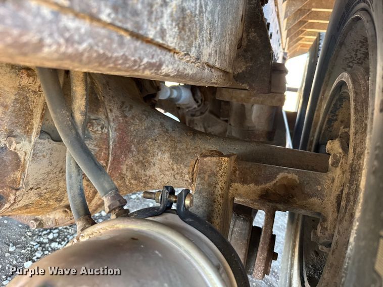 image for item FB0899 1967 International CO4000 grain truck